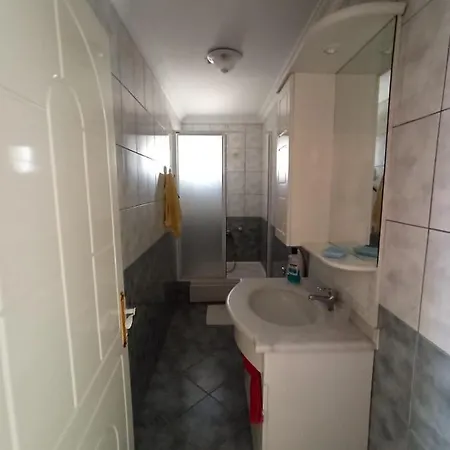 Ultura Lux Ap 1 *